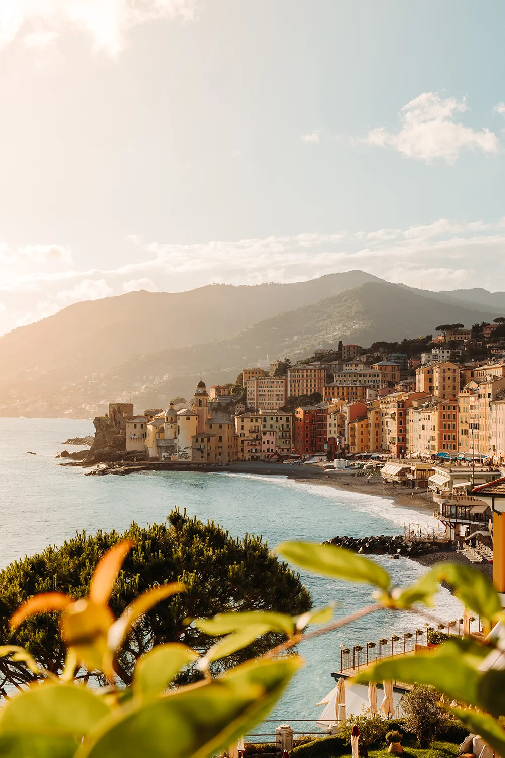 Blick von oben auf Camogli und den Golfo Paradiso